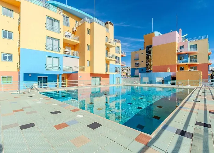 Bright & Inviting 2-bedroom Apt, Marina * Albufeira
